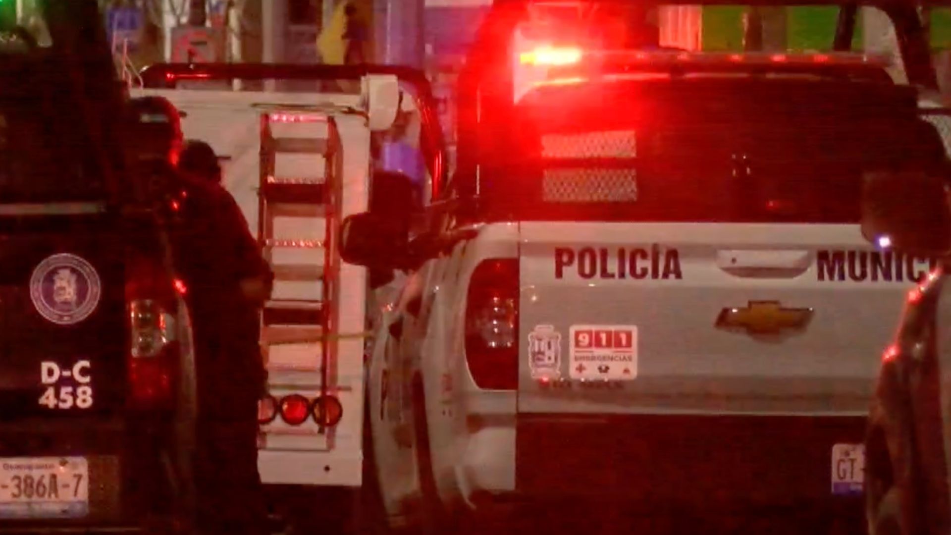 Mujer de 70 años es asesinada a balazos en una riña campal en León.
